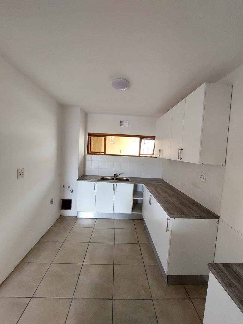 3 Bedroom Property for Sale in Vredehoek Western Cape